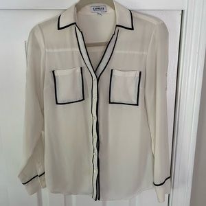 Women’s EXPRESS Blouse